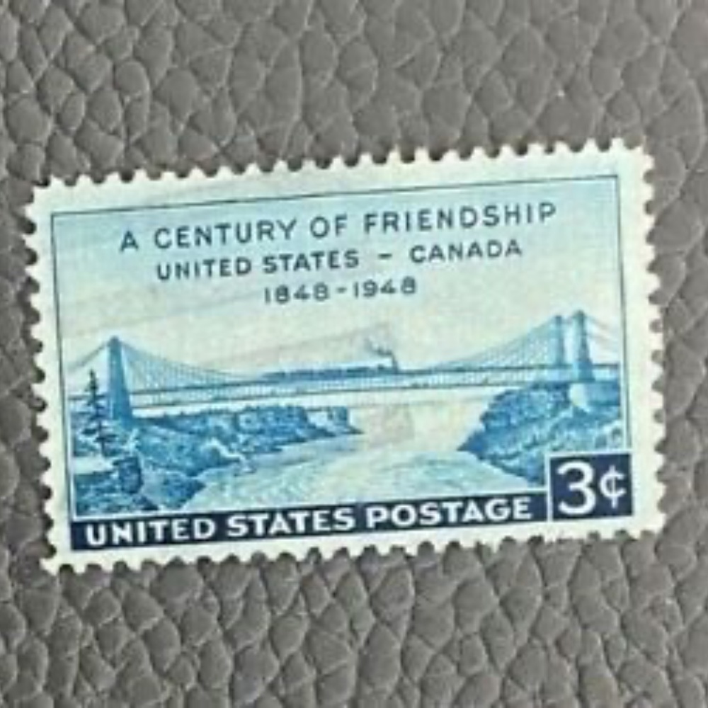 U S STAMP 1948 CENTURY OF FRIENDSHIP US CANADA 3 CENT STAMPS (LOT OF 2).